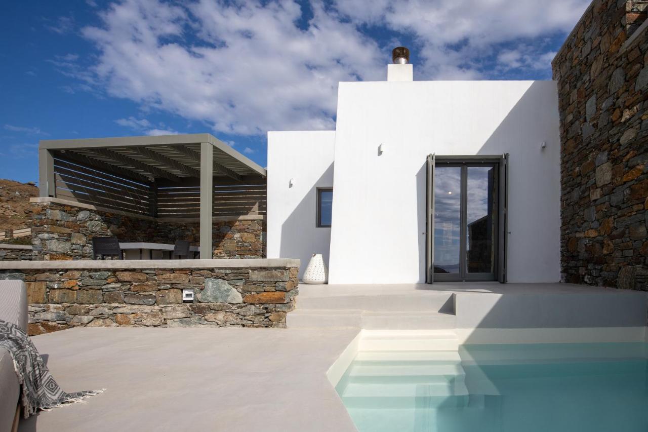 Phos Tinos *