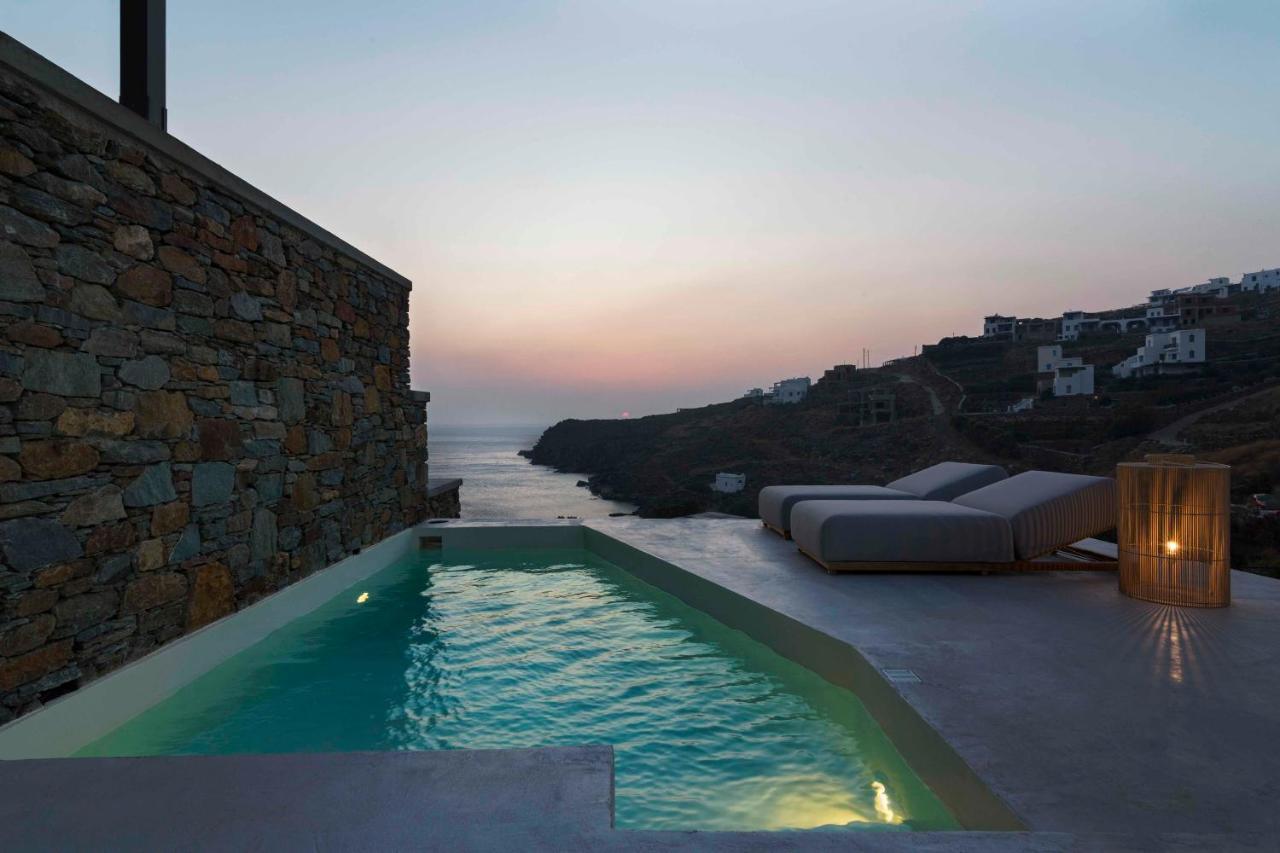 Phos Tinos * Agios Romanos